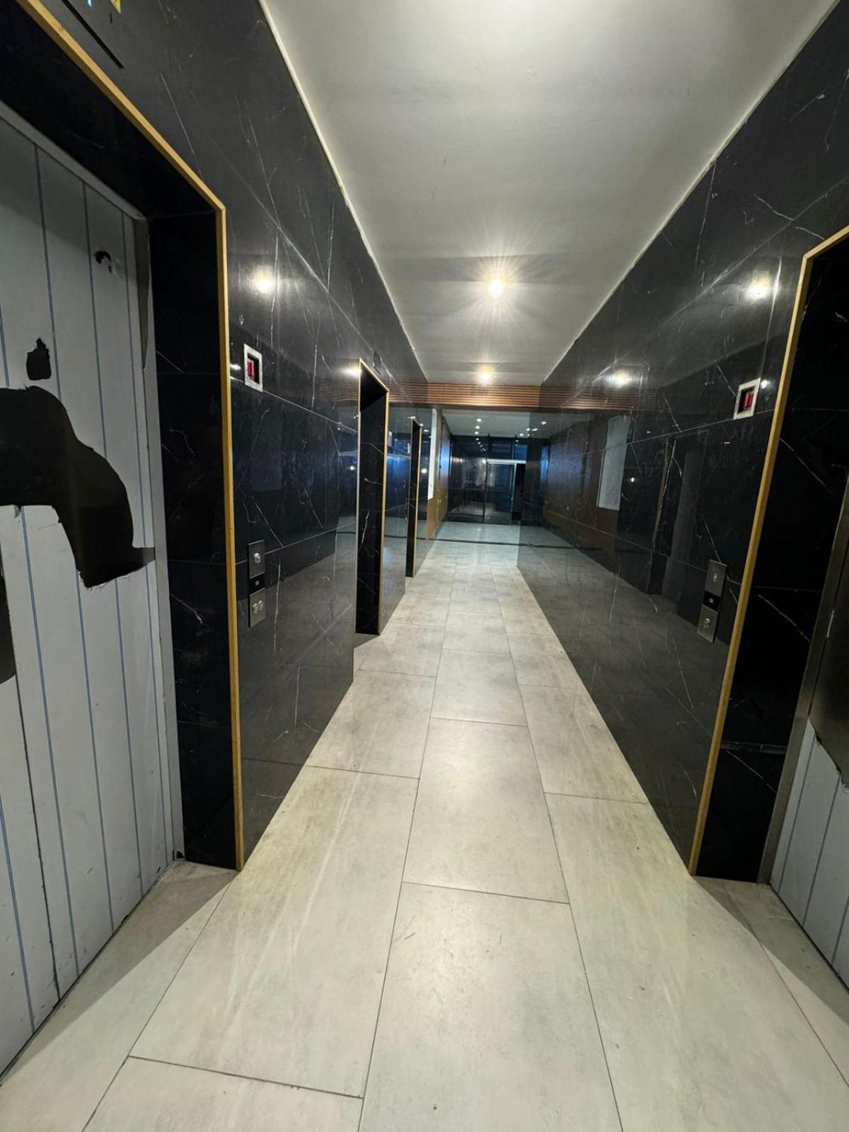 Moonlight Apart-Hotel Батуми Экстерьер фото