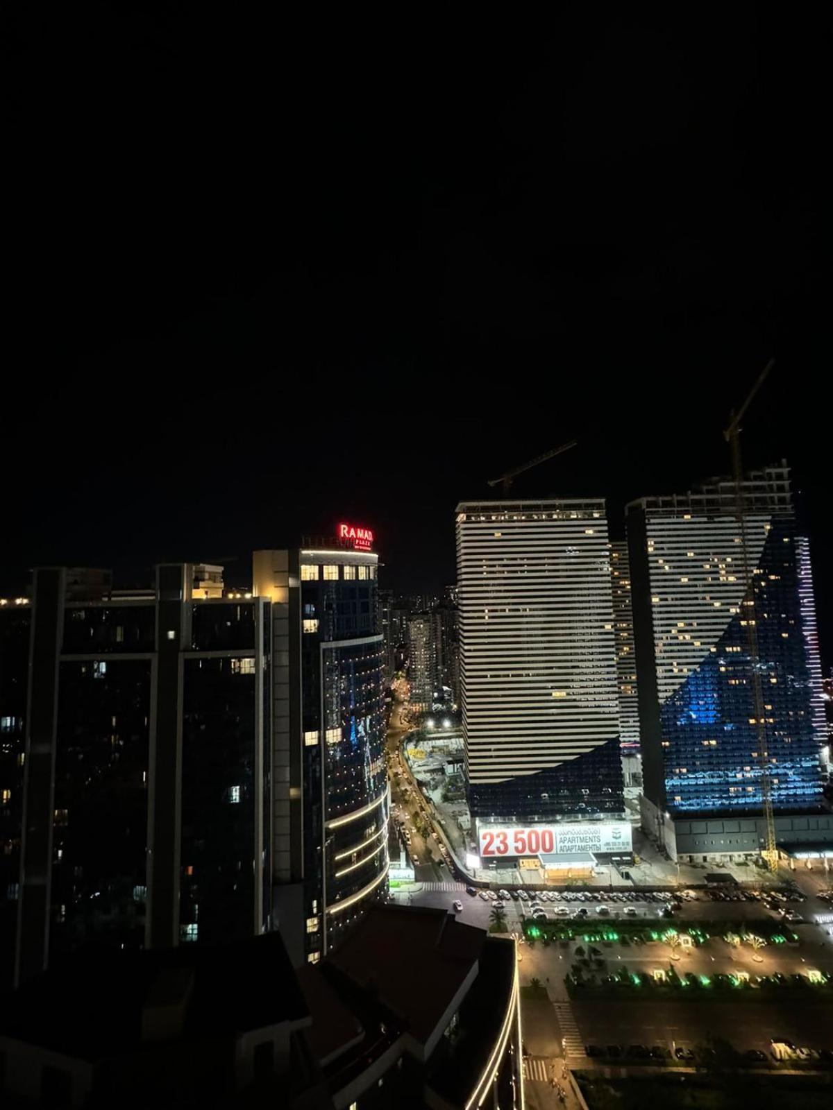 Moonlight Apart-Hotel Батуми Экстерьер фото
